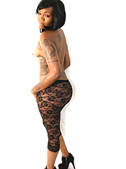 Hot black girls in bikini