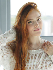 Newcomer Jia Lissa dips in the bathtub baring her wet, tight body.